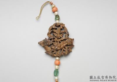 图片[2]-Carved agarwood scent pendant with characters for “All as You Wish”, Qing dynasty (1644-1911)-China Archive